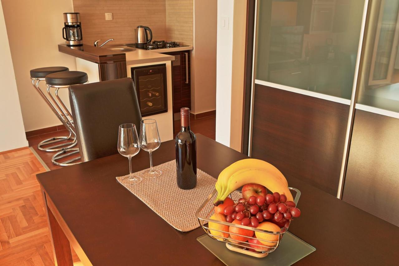 Studio Apartman Luka Сен Екстериор снимка