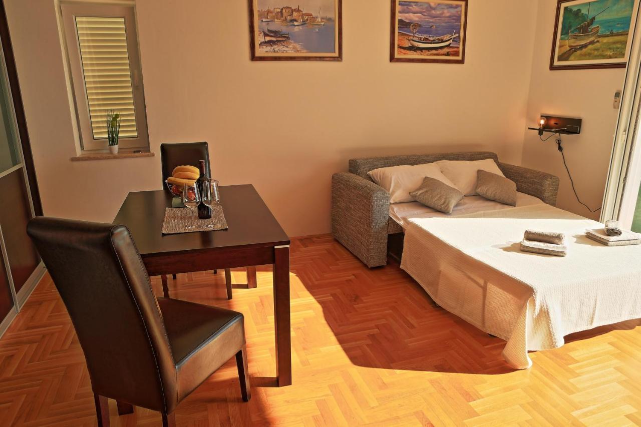 Studio Apartman Luka Сен Екстериор снимка