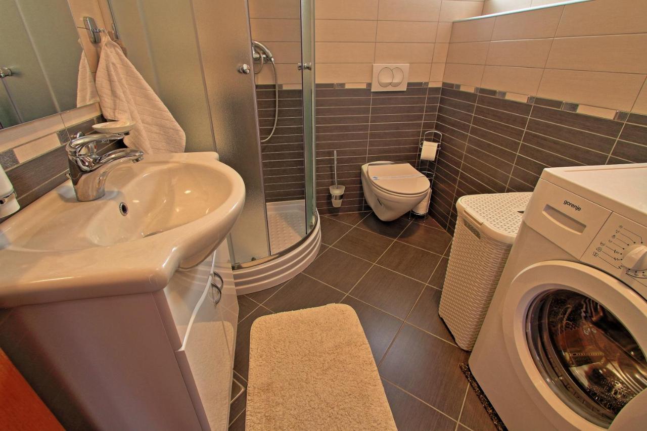 Studio Apartman Luka Сен Екстериор снимка